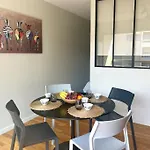 Un Nid Dans Les Pins Apartment *