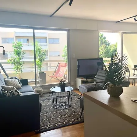 Un Nid Dans Les Pins Apartment *