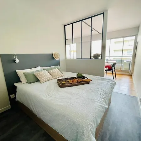 Un Nid Dans Les Pins Apartment *