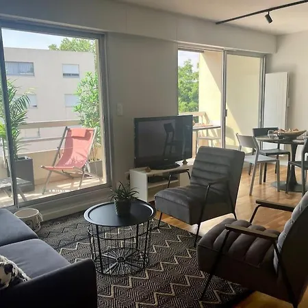 Un Nid Dans Les Pins La Baule